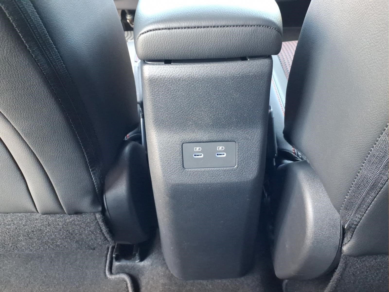 2027 Nissan Kicks SR