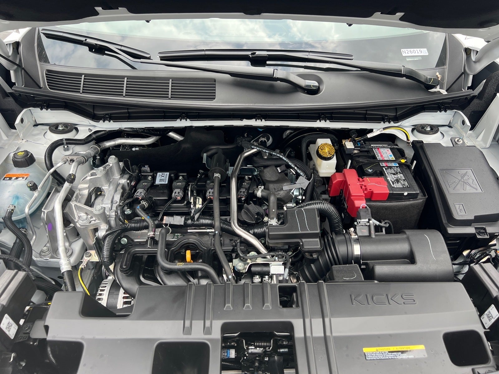 2026 Nissan Kicks SR