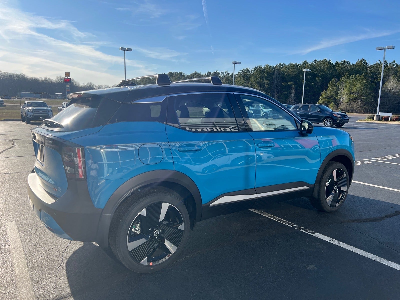 2026 Nissan Kicks SR