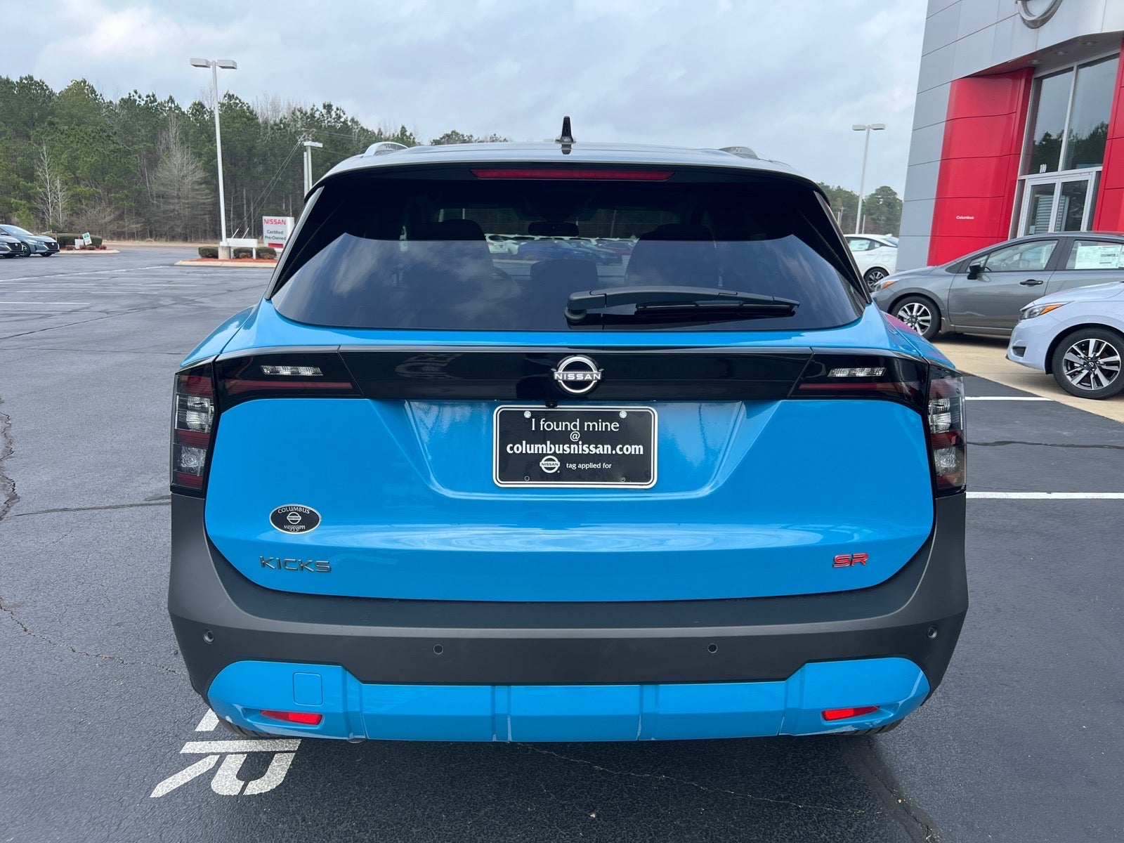 2026 Nissan Kicks SR