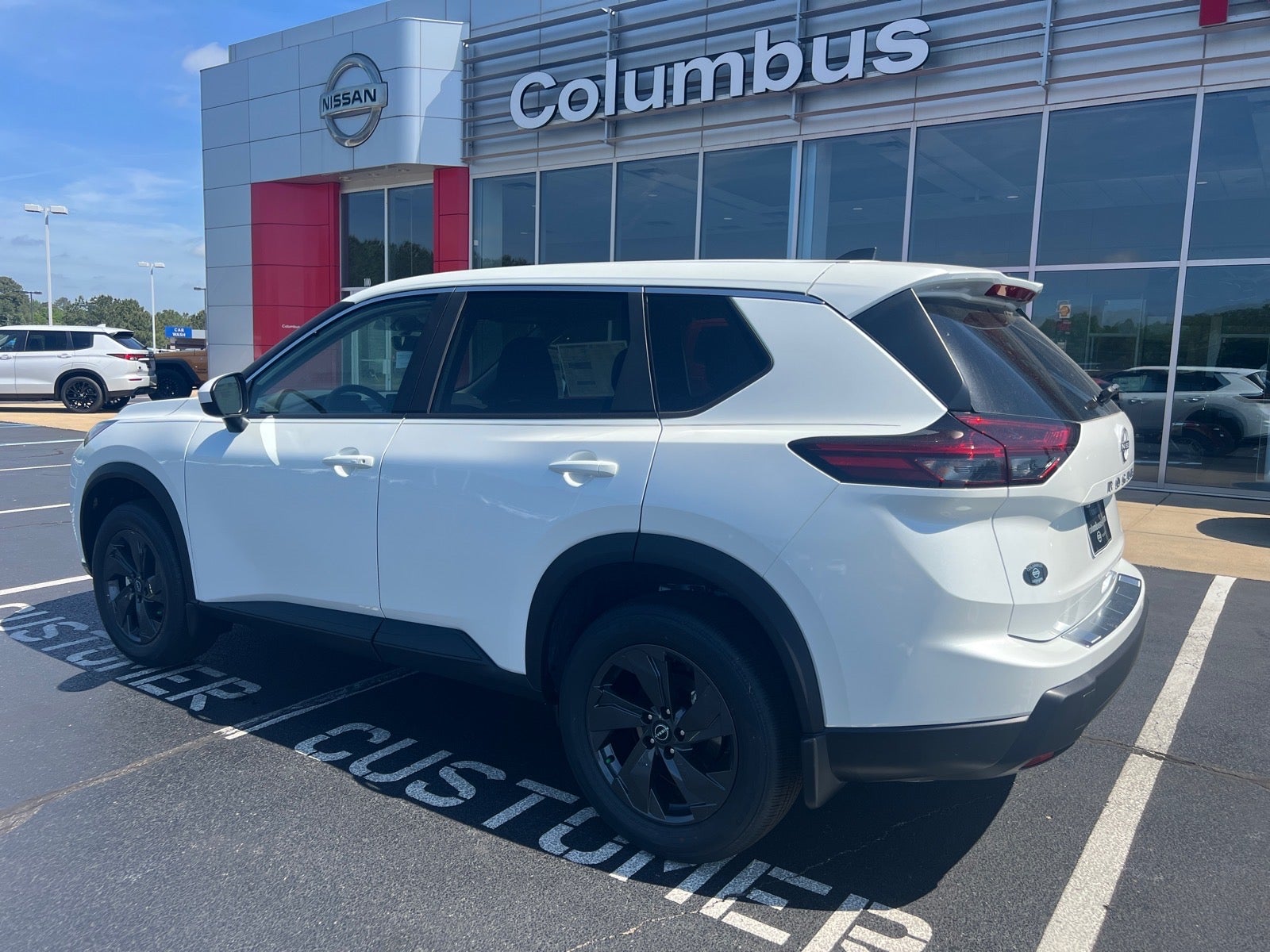 2026 Nissan Rogue SV