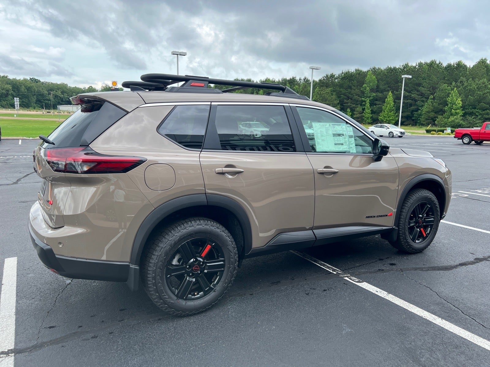 2026 Nissan Rogue Rock Creek