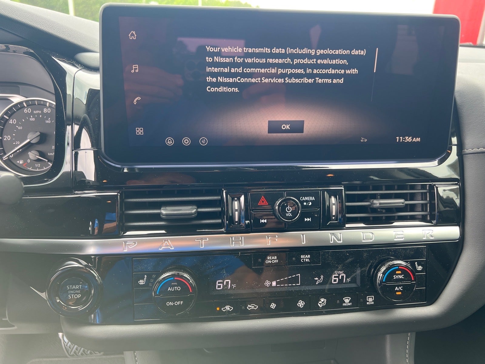 2026 Nissan Pathfinder SV