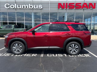 2026 Nissan Pathfinder SL