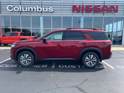 2026 Nissan Pathfinder SL