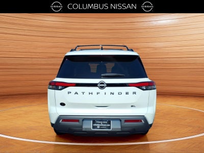 2026 Nissan Pathfinder SL