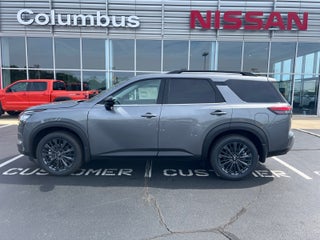 2026 Nissan Pathfinder SL