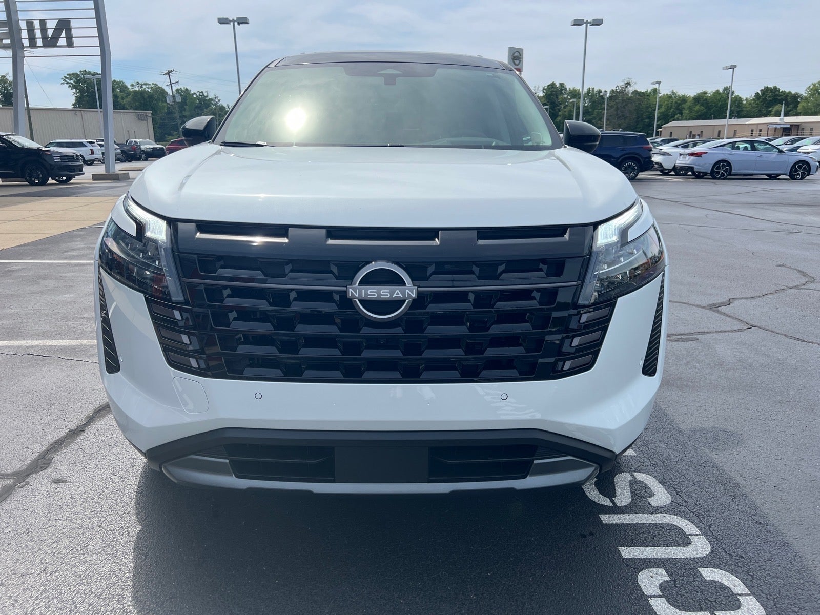 2026 Nissan Pathfinder Platinum