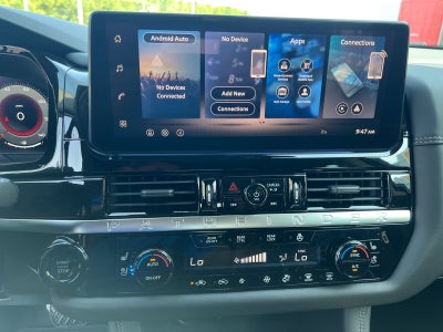 2026 Nissan Pathfinder Platinum