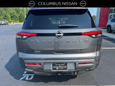 2026 Nissan Pathfinder Platinum