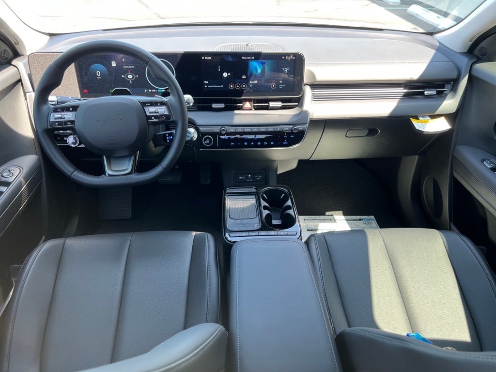 2025 Hyundai IONIQ 5 SEL