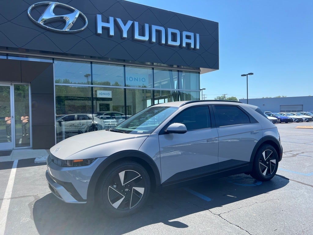 2025 Hyundai IONIQ 5 SEL