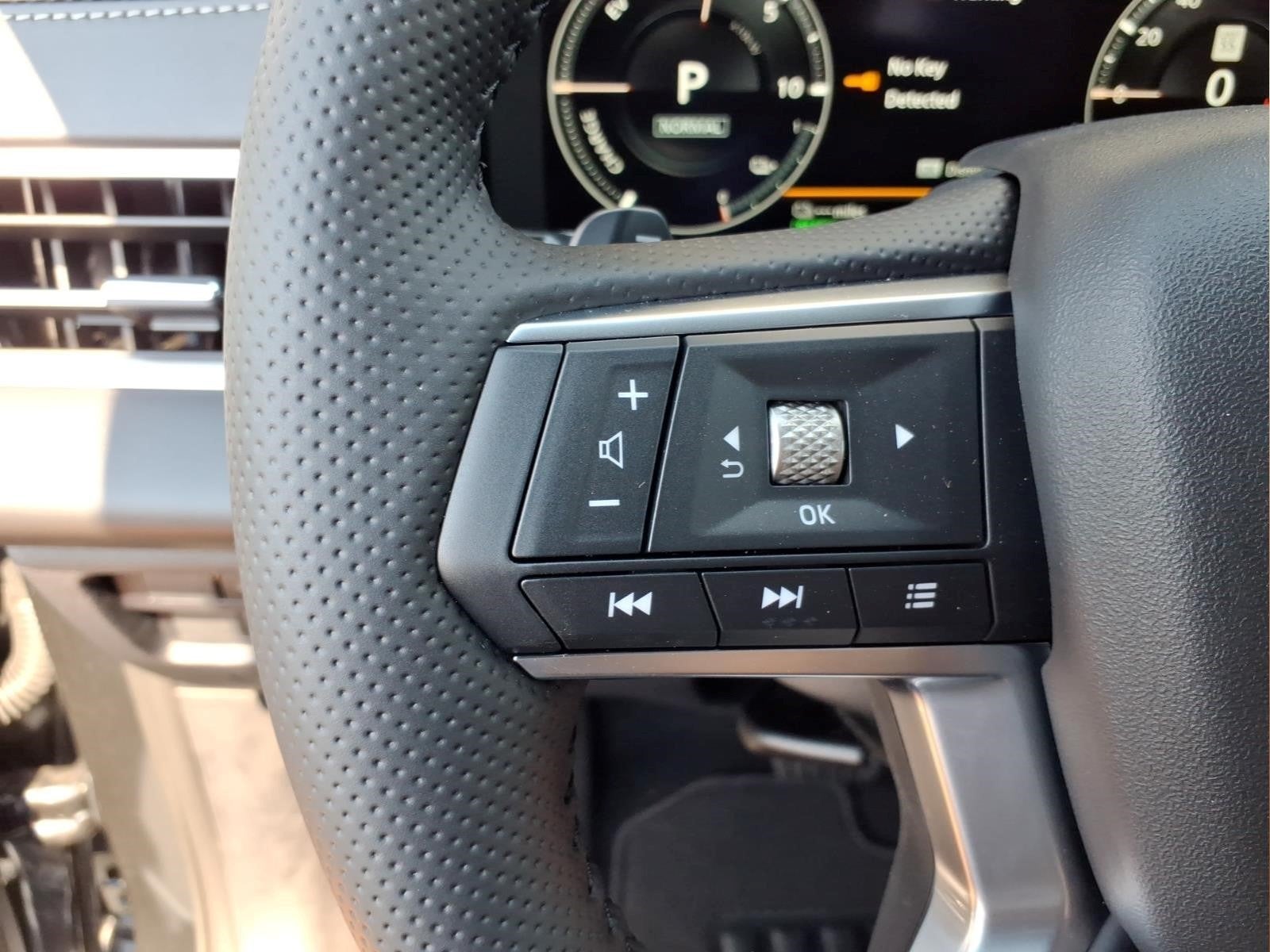 2026 Nissan Rogue Plug-in Hybrid Platinum
