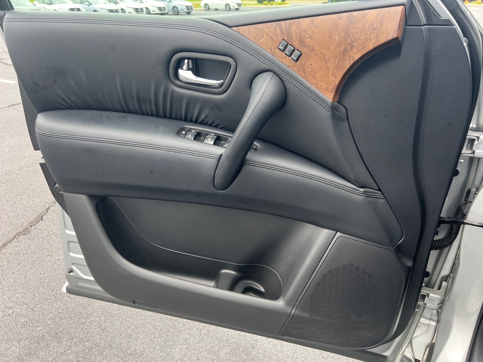 2023 Nissan Armada SL