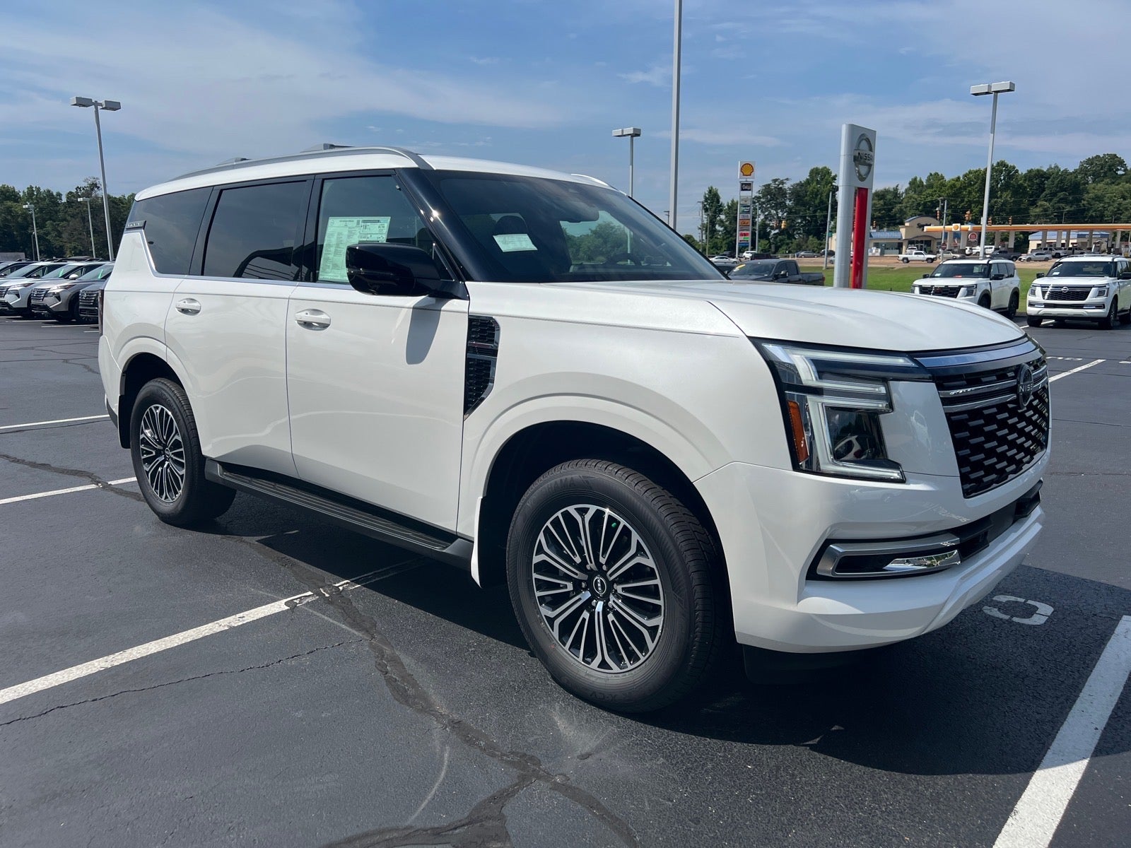 2026 Nissan Armada SL