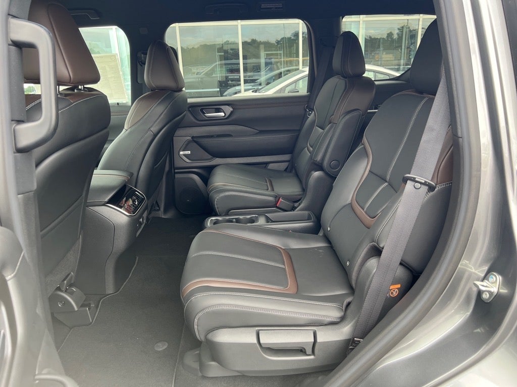 2025 Nissan Armada SL