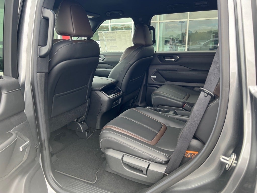 2025 Nissan Armada SL