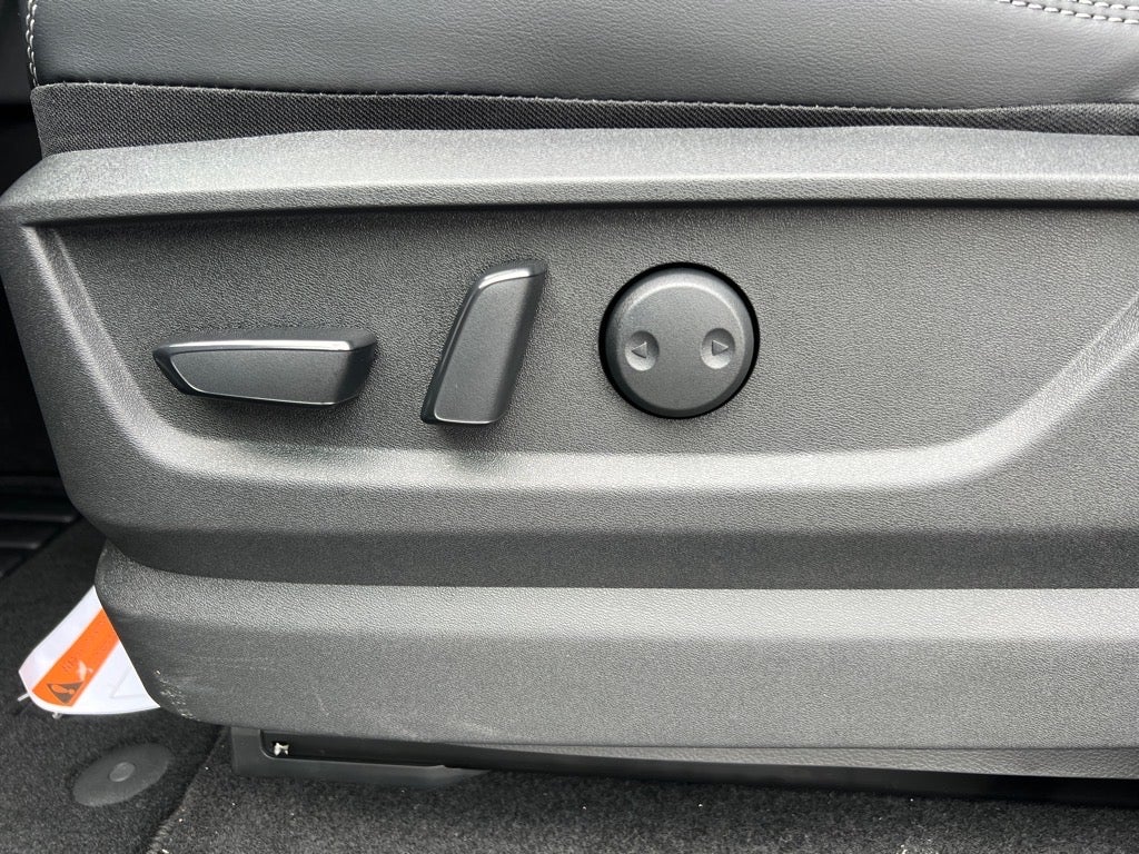 2025 Nissan Armada SL