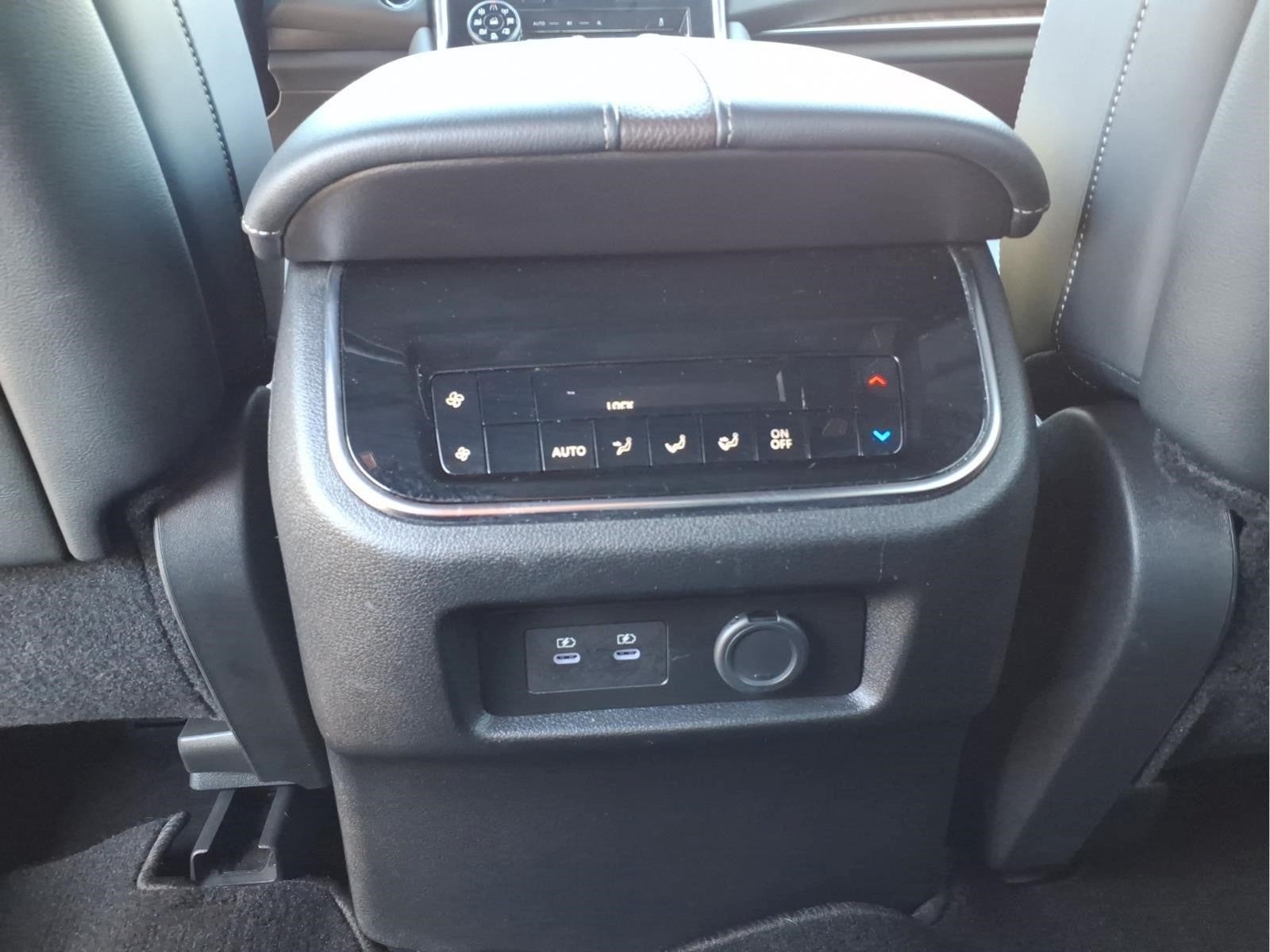 2025 Nissan Armada SL
