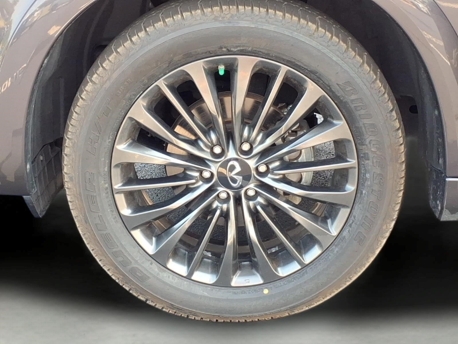2023 INFINITI QX80 Premium Select