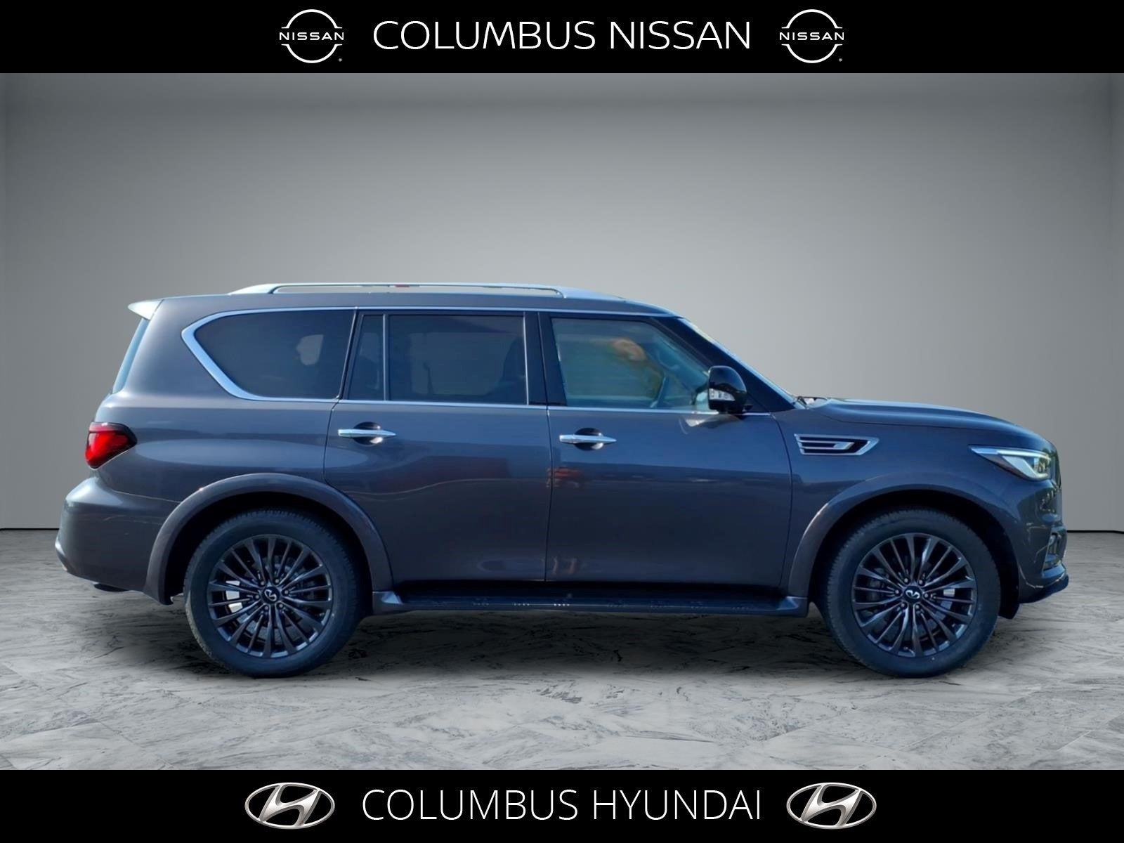 2023 INFINITI QX80 Premium Select