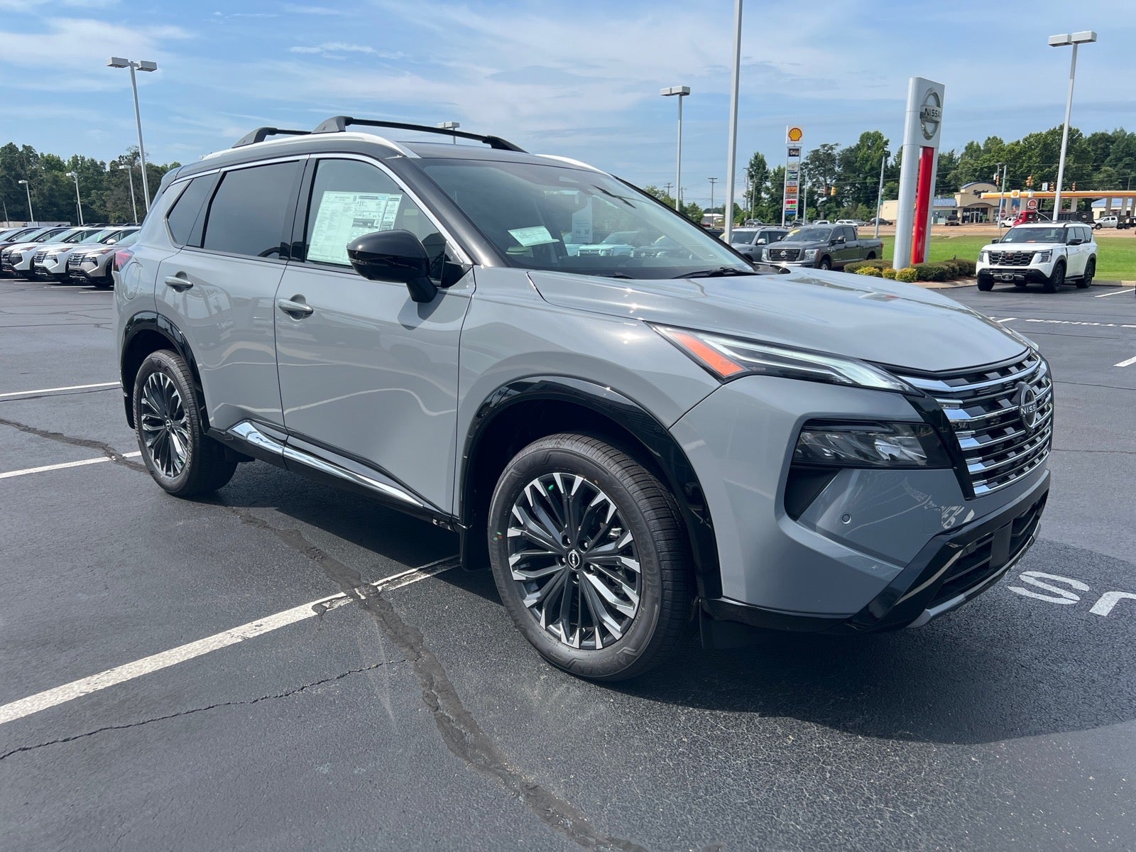 2026 Nissan Rogue Platinum