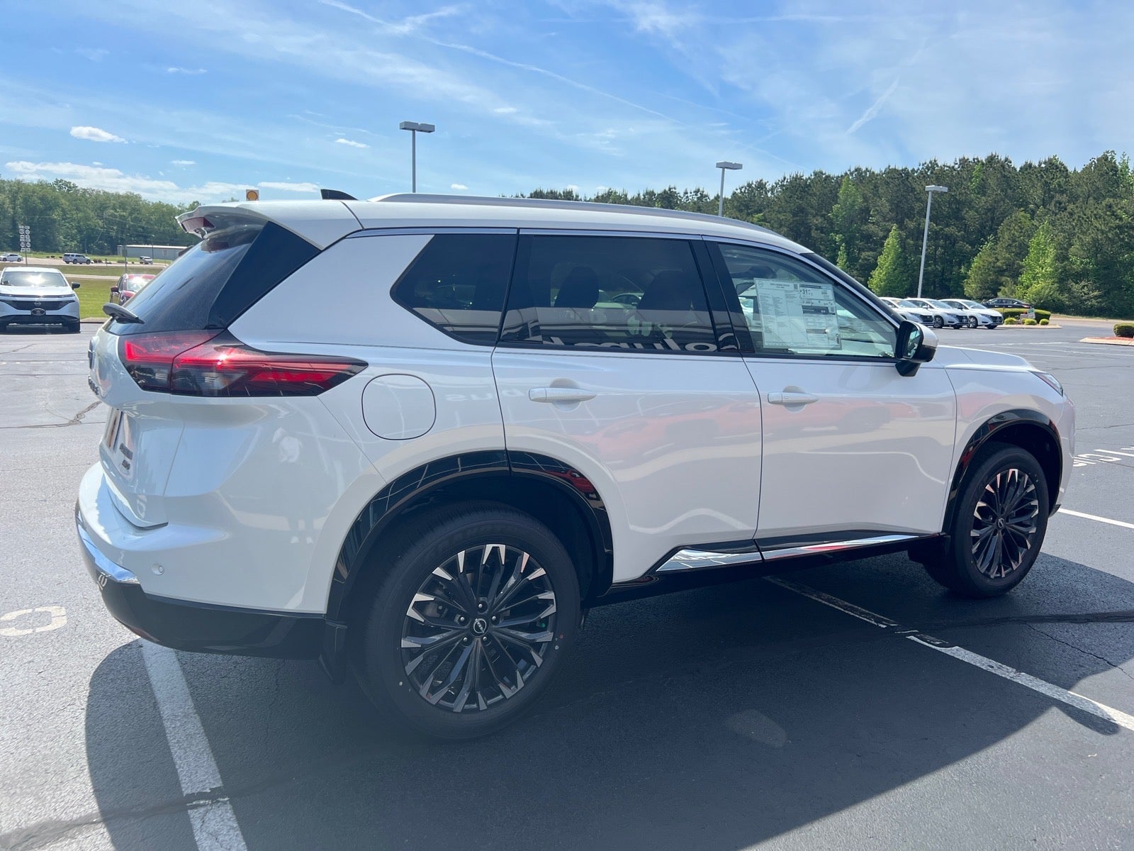 2026 Nissan Rogue Platinum