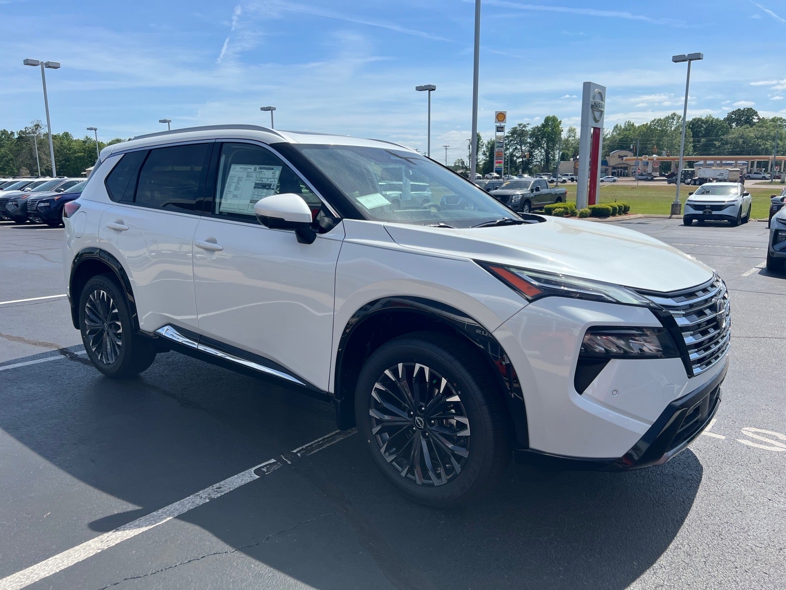 2026 Nissan Rogue Platinum