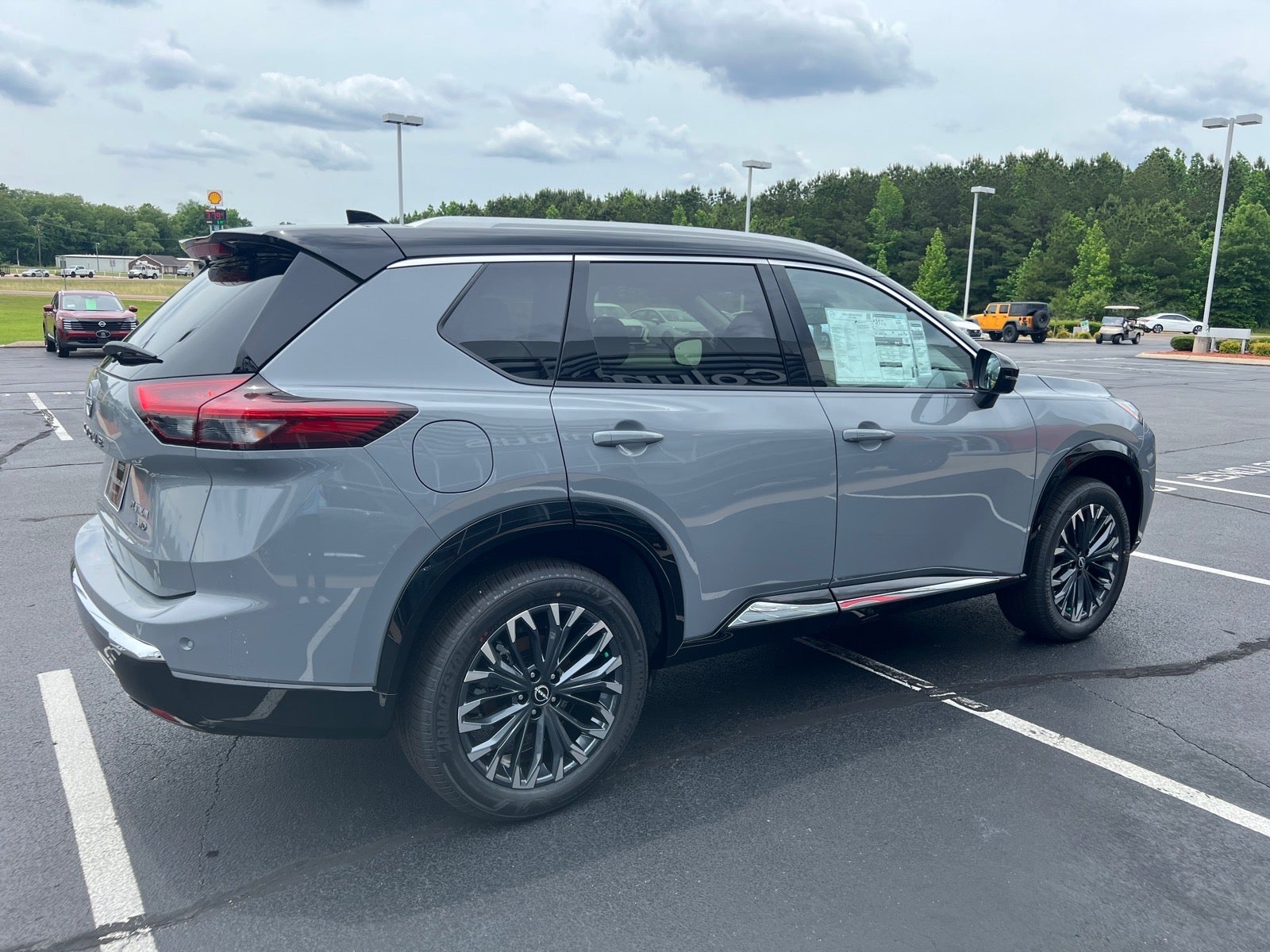 2026 Nissan Rogue Platinum