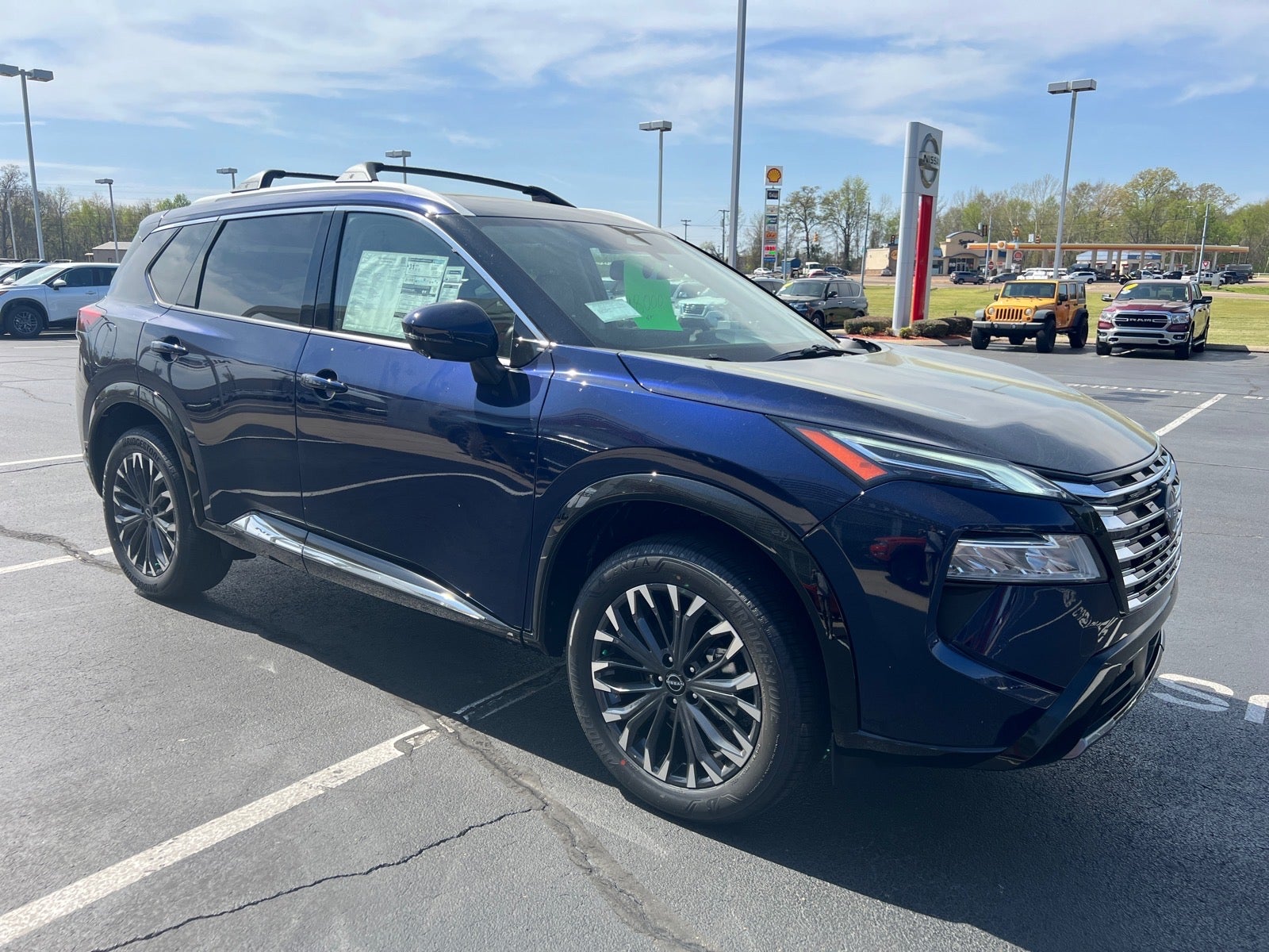 2026 Nissan Rogue Platinum