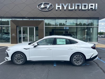 2025 Hyundai SONATA Hybrid SEL