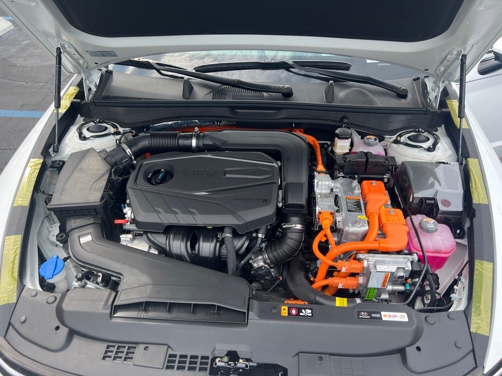2025 Hyundai SONATA Hybrid Limited