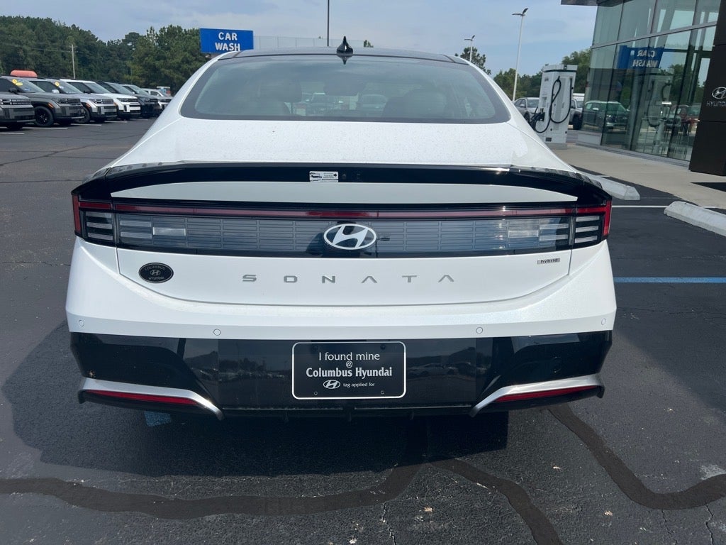 2025 Hyundai SONATA Hybrid Limited