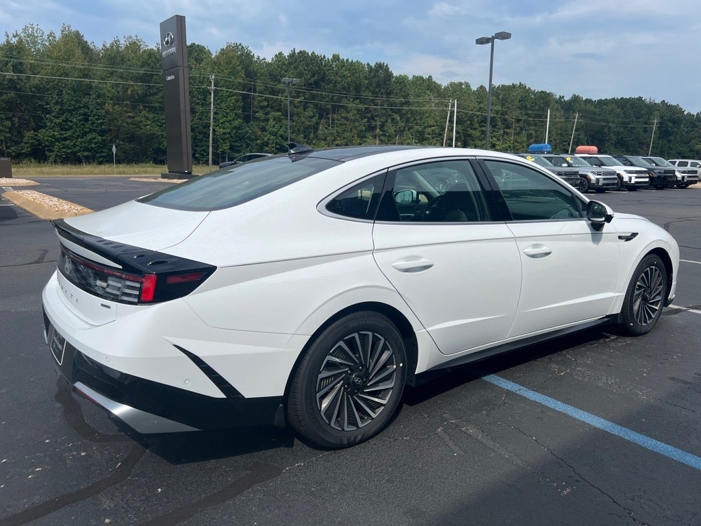 2025 Hyundai SONATA Hybrid Limited