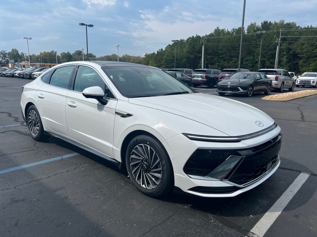 2025 Hyundai SONATA Hybrid Limited