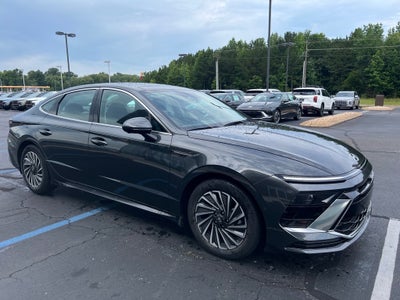 2025 Hyundai SONATA Hybrid Limited