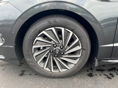 2025 Hyundai SONATA Hybrid Limited