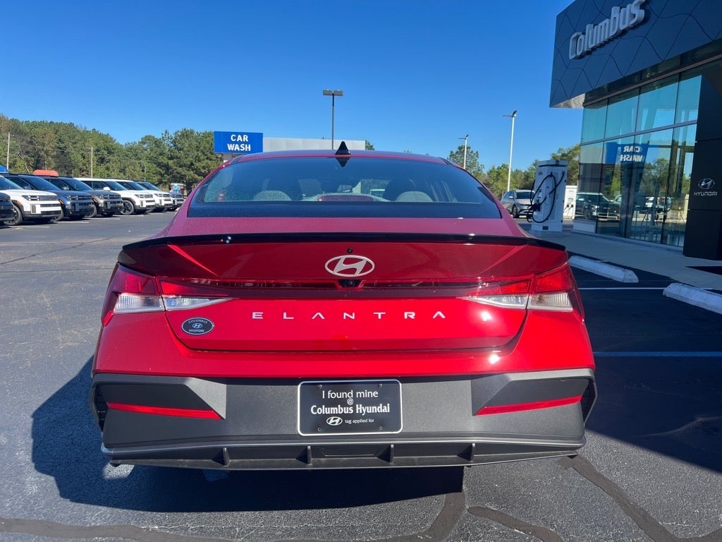 2025 Hyundai ELANTRA SEL Sport