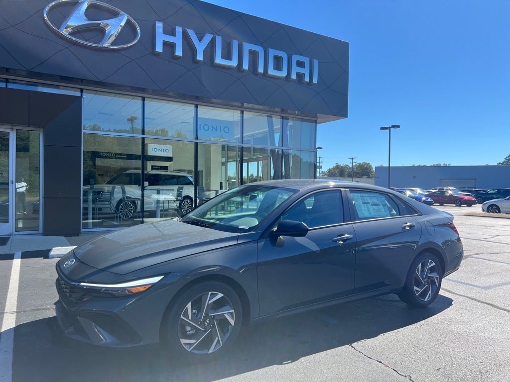 2025 Hyundai ELANTRA SEL Sport