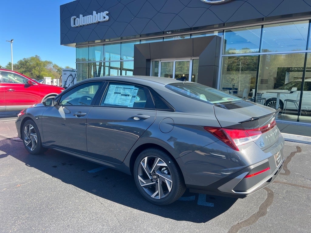 2025 Hyundai ELANTRA SEL Sport