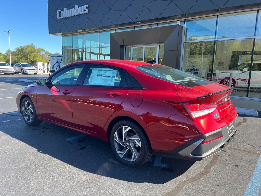 2025 Hyundai ELANTRA SEL Sport