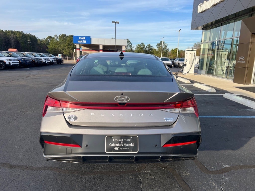 2024 Hyundai ELANTRA Hybrid Limited