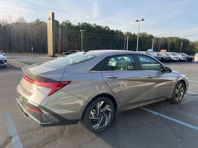 2024 Hyundai ELANTRA Hybrid Limited