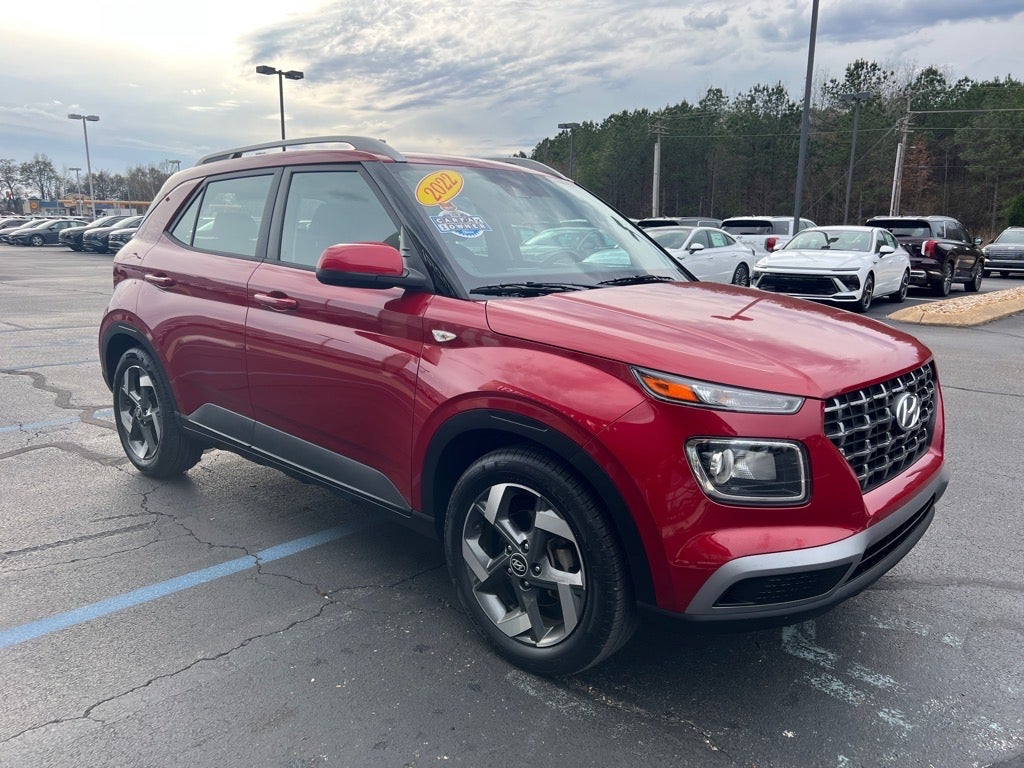 2022 Hyundai VENUE SEL