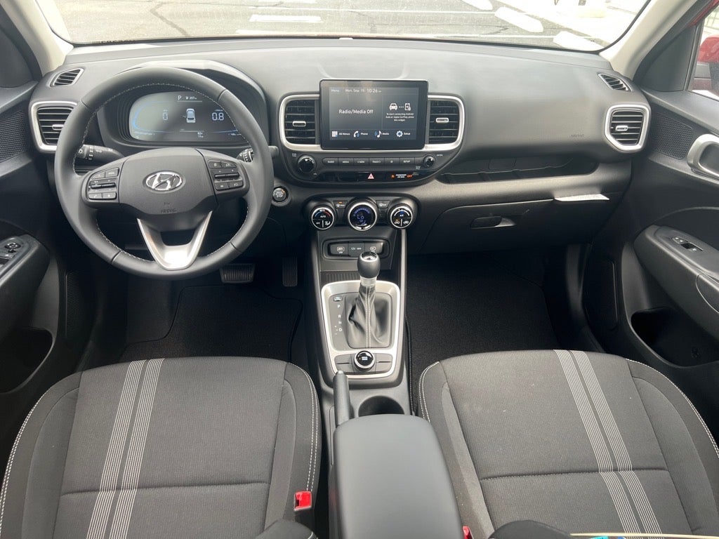 2025 Hyundai VENUE SEL