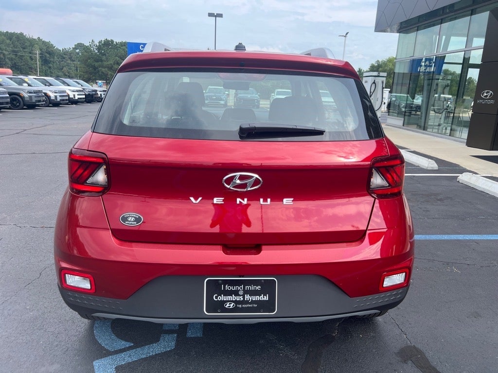 2025 Hyundai VENUE SEL